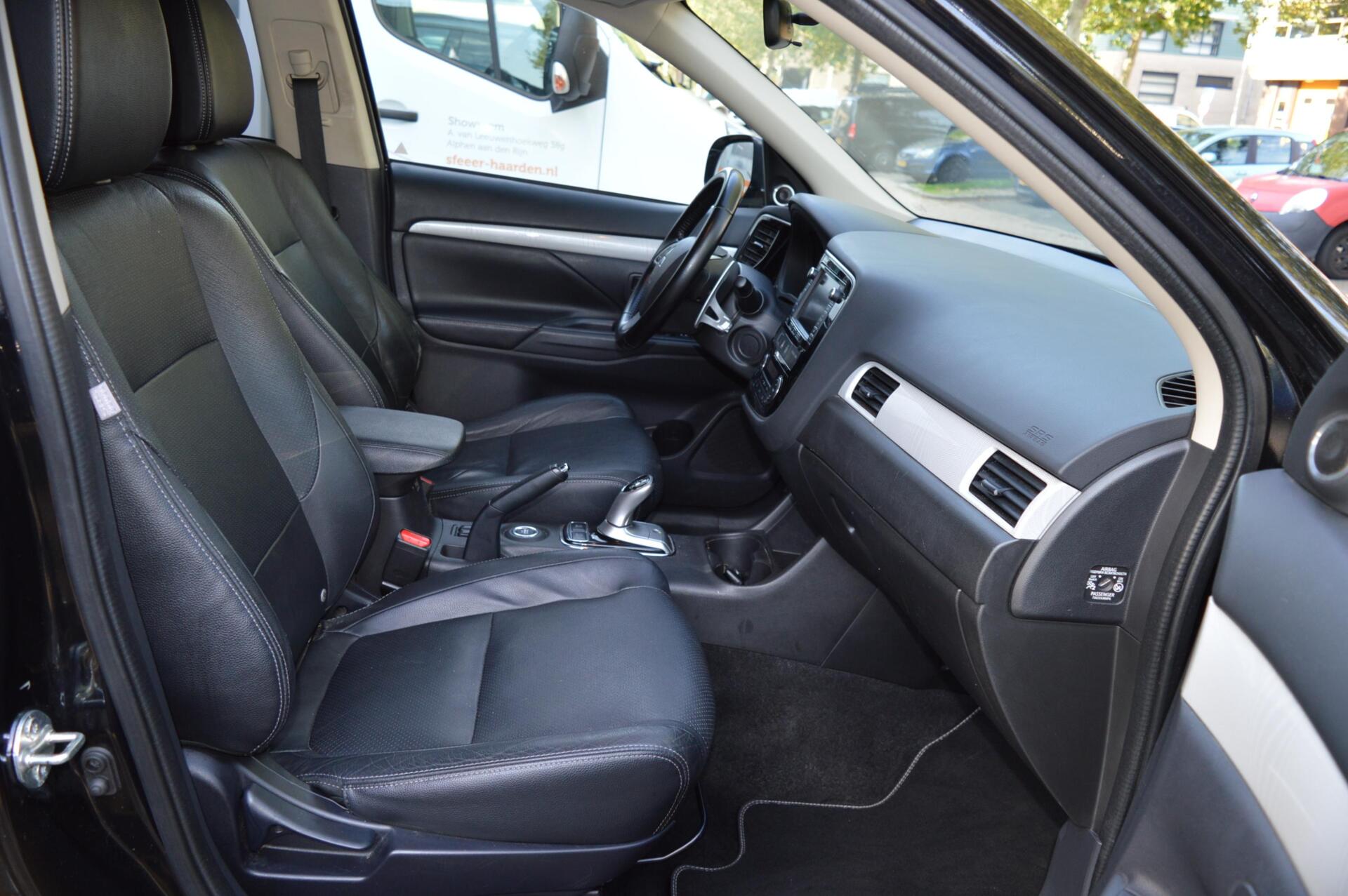 Foto van Mitsubishi Mitsubishi Outlander
