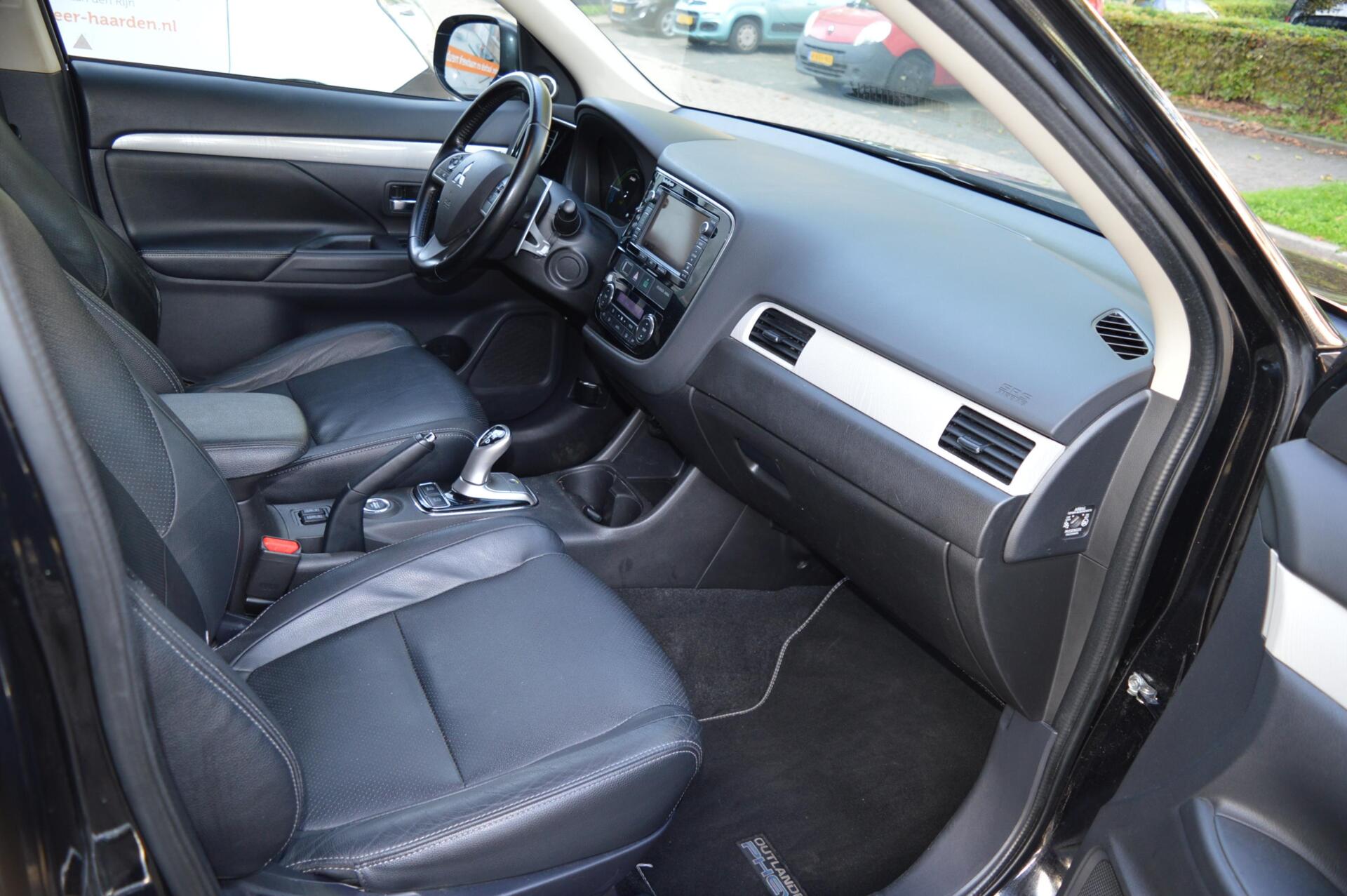 Foto van Mitsubishi Mitsubishi Outlander