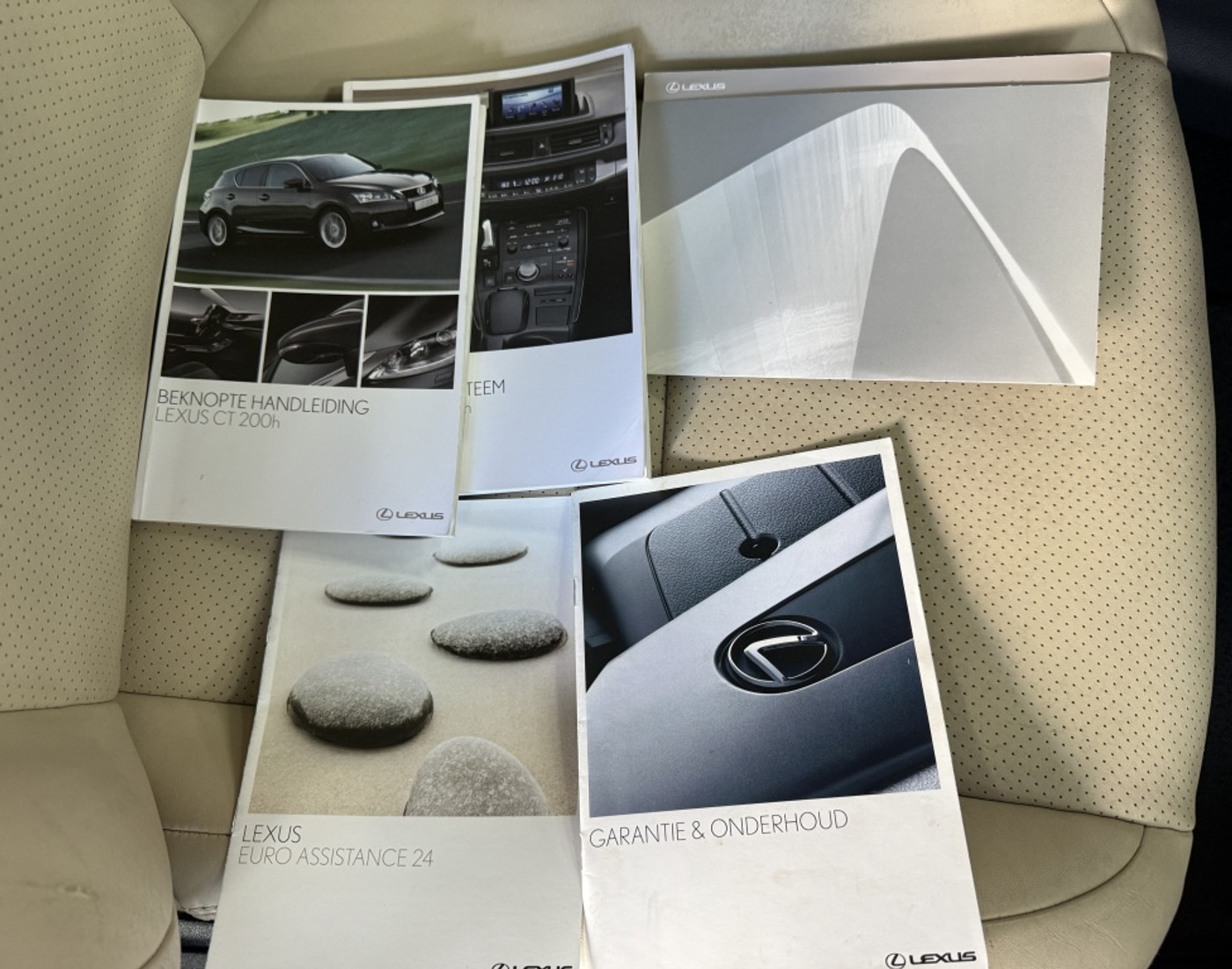 Foto van Lexus Lexus Ct200h