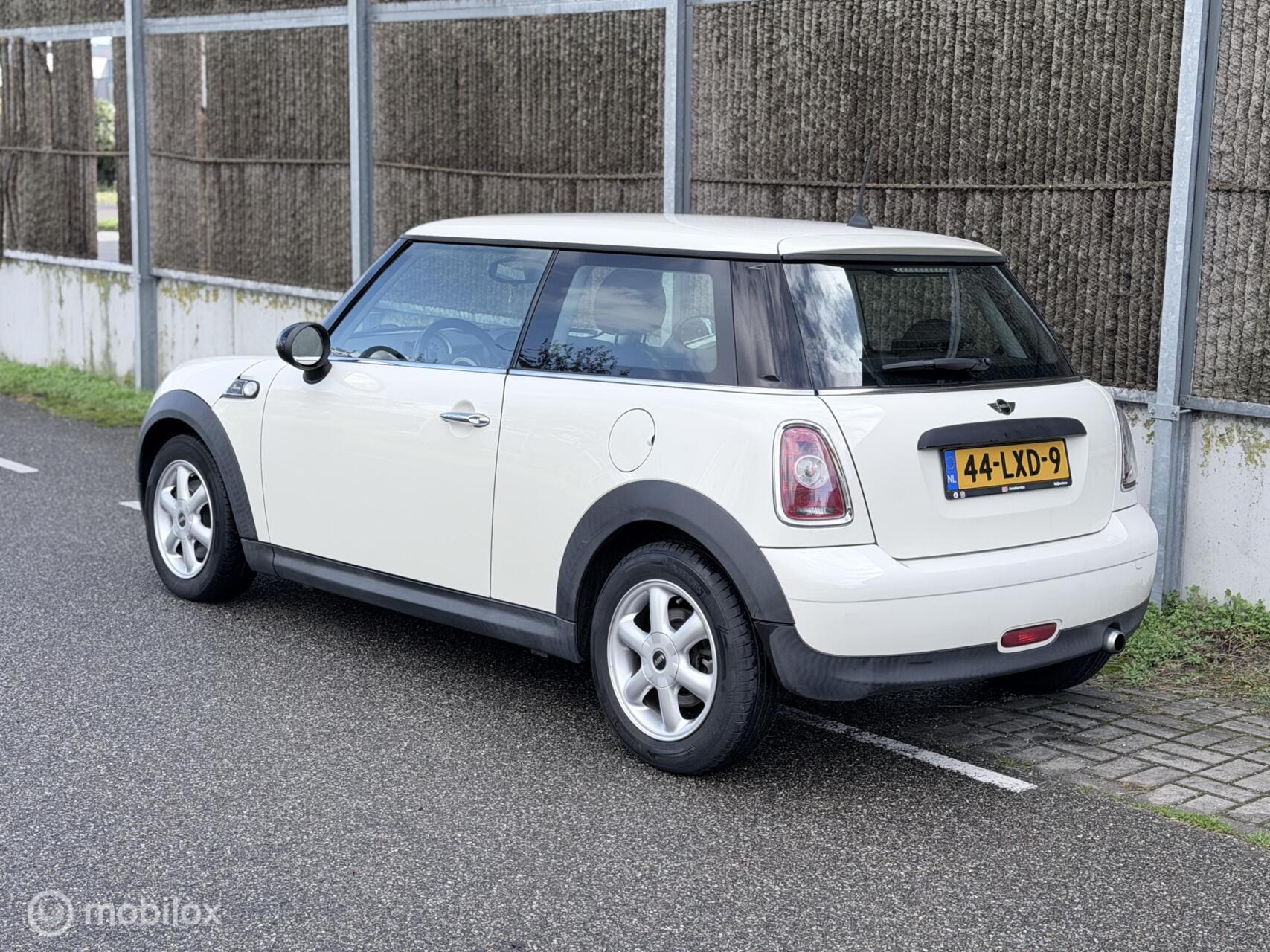 Foto van Mini One