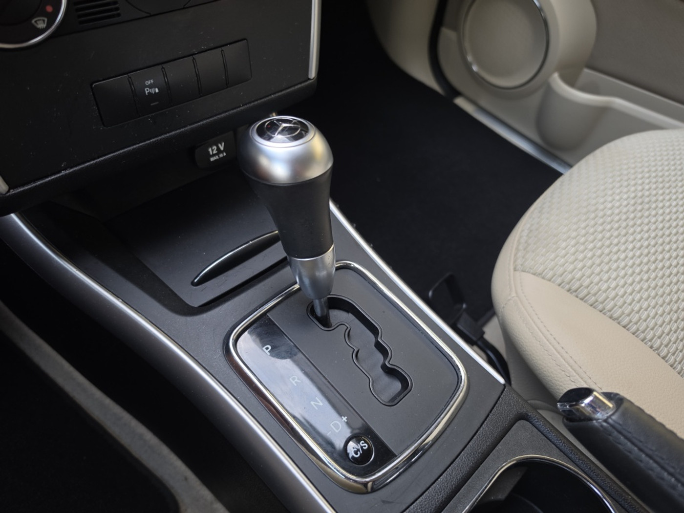 Foto van Mercedes-Benz B 180