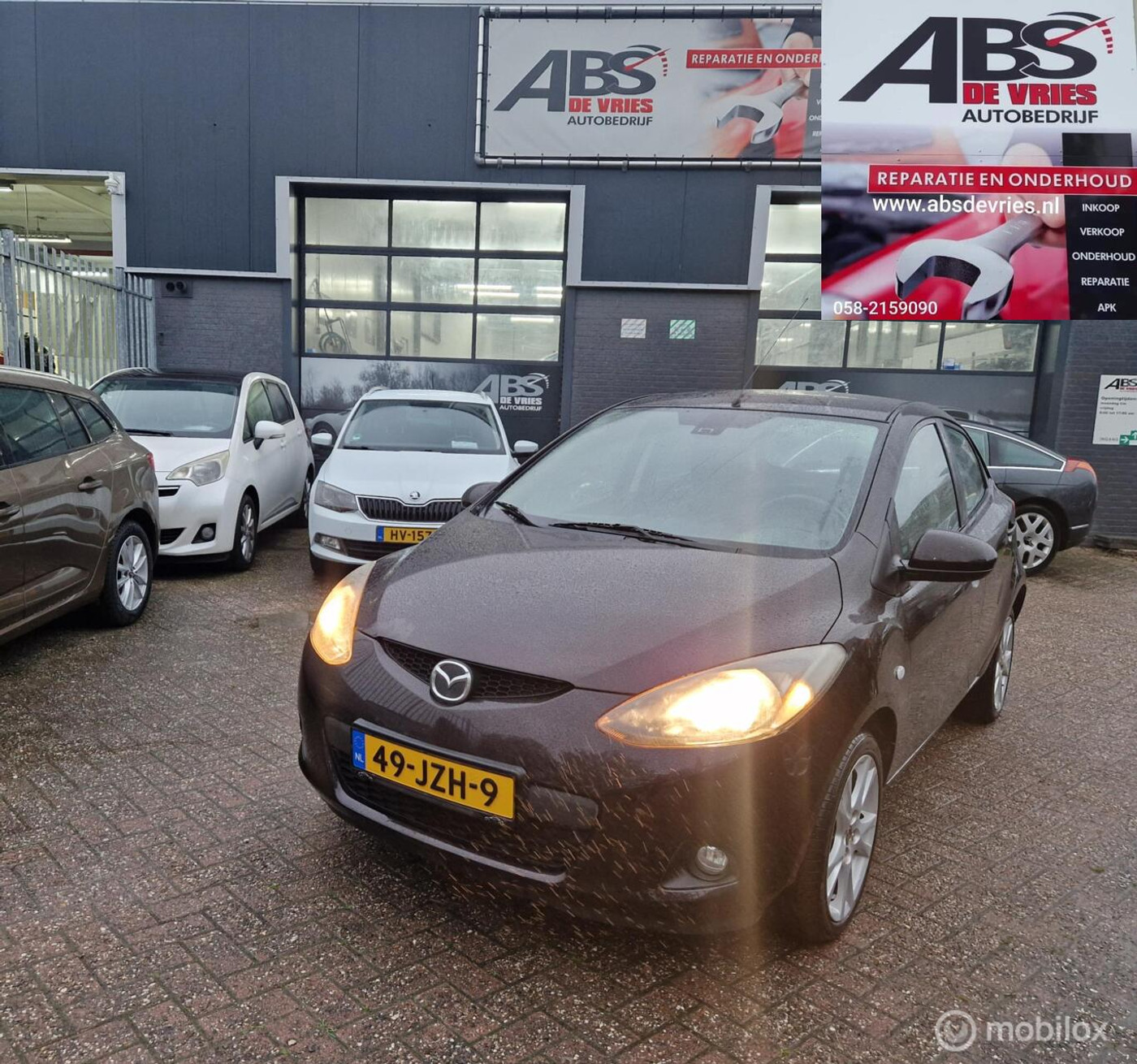 Mazda Mazda 2 1.3 TS Plus AIRCO APK OKT 2027 2009 - voorkant