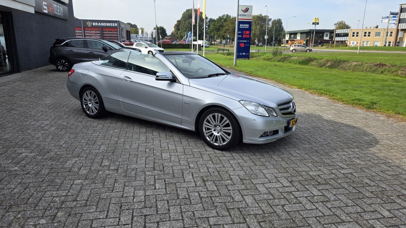 Foto van Mercedes-Benz E 200 Cgi