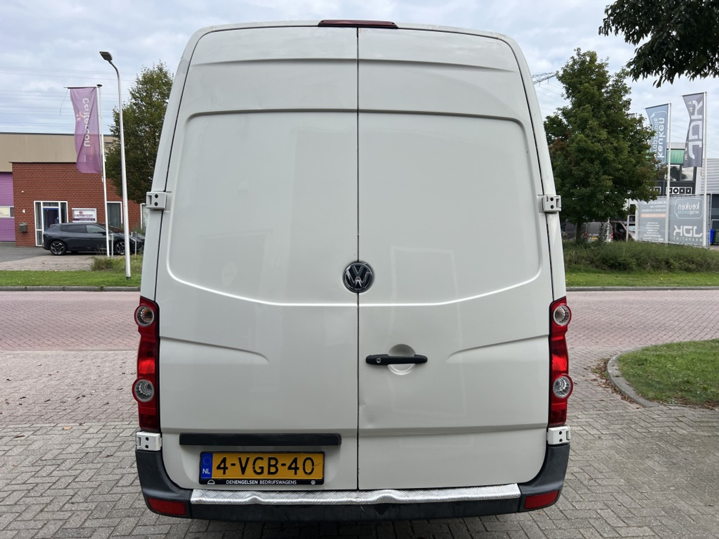 Foto van Volkswagen Crafter 30 Bestel L2 H2 80 KW Euro5