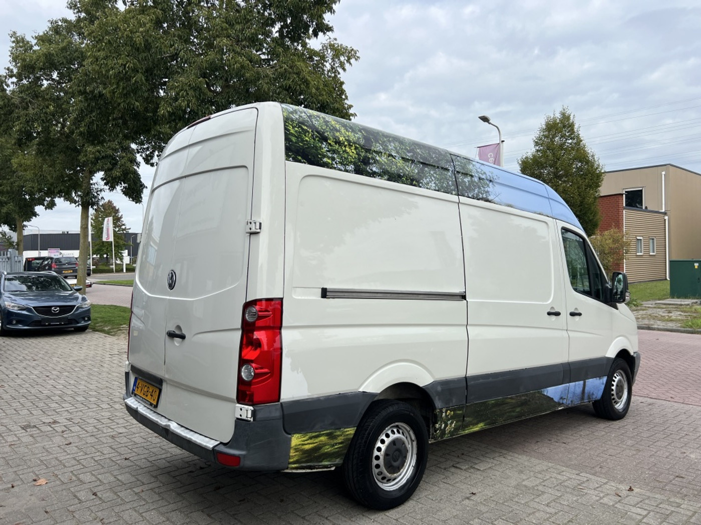 Foto van Volkswagen Crafter 30 Bestel L2 H2 80 KW Euro5