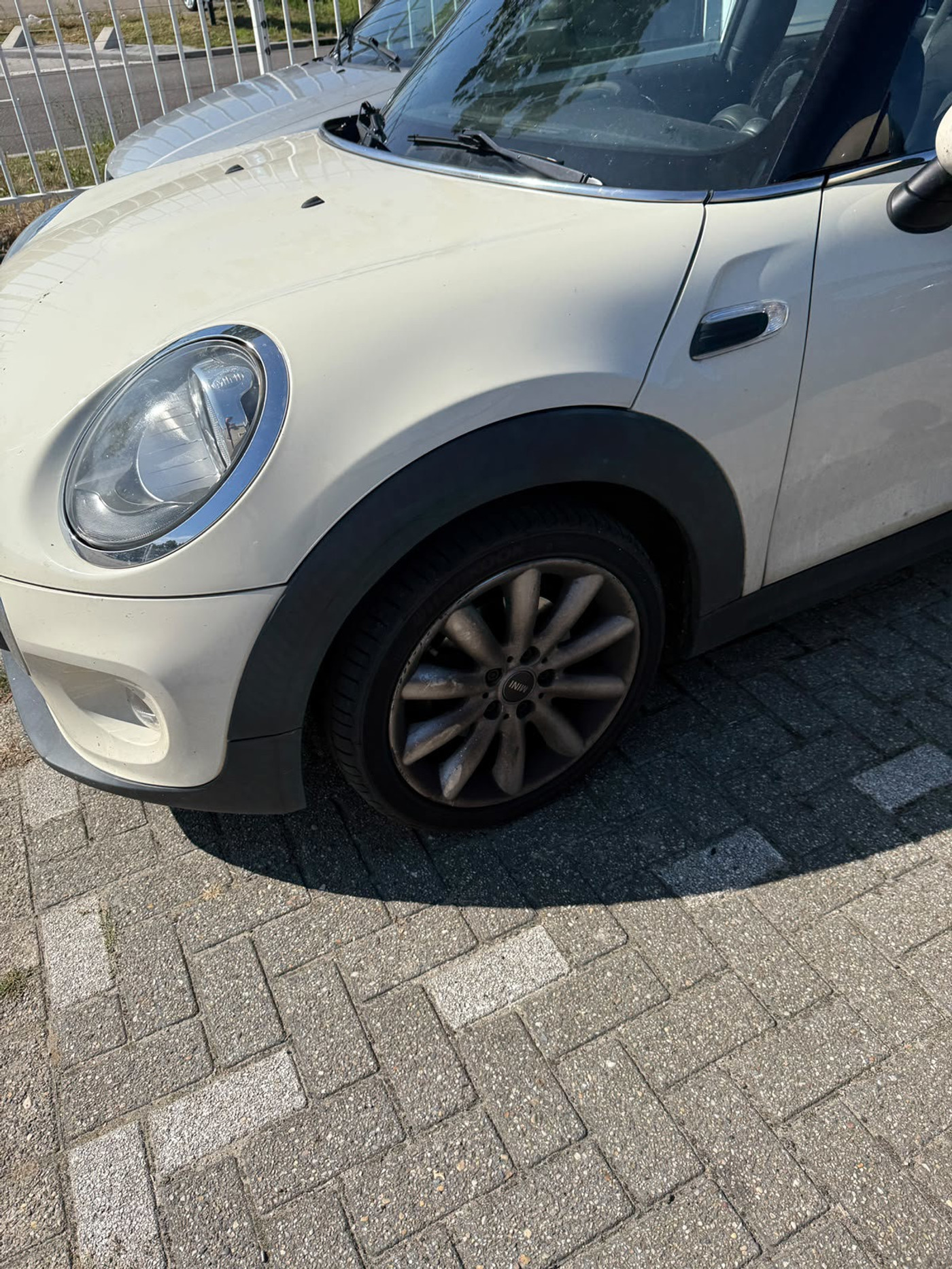 Foto van Mini One