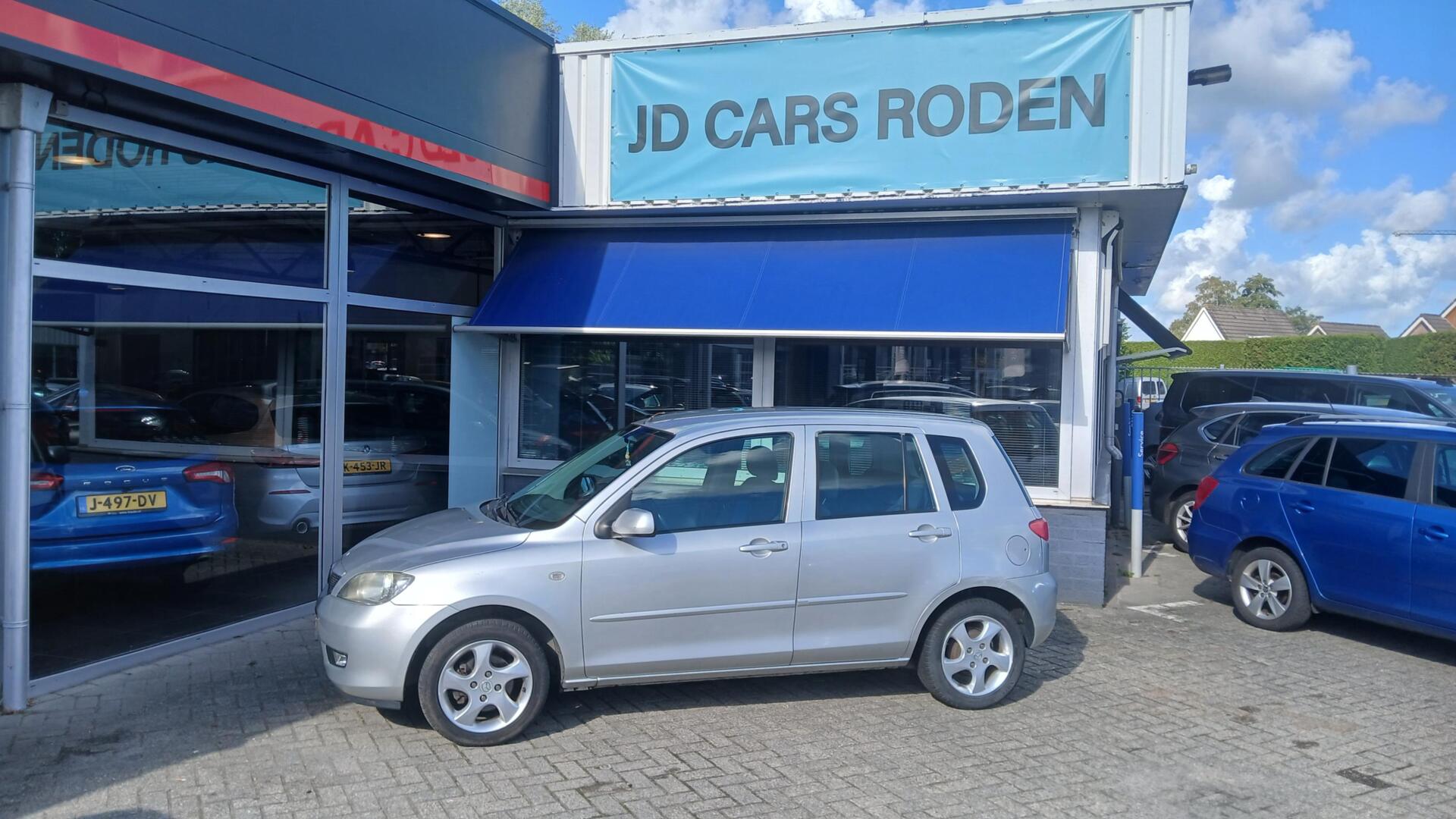 Mazda Mazda 2 1.4 Exclusive! Luxe! Nw apk! Lage km nap! Koopje! 2006 - voorkant