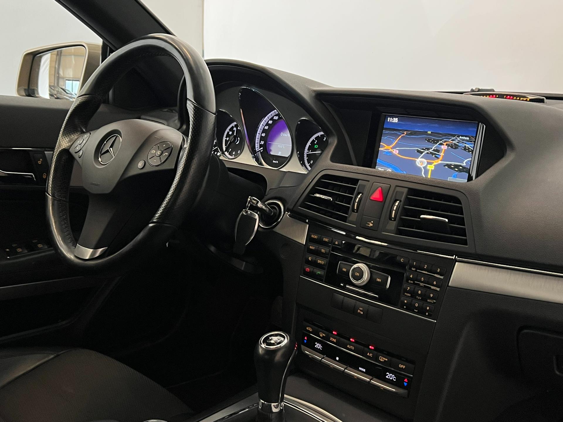 Foto van Mercedes-Benz E 220 CDI