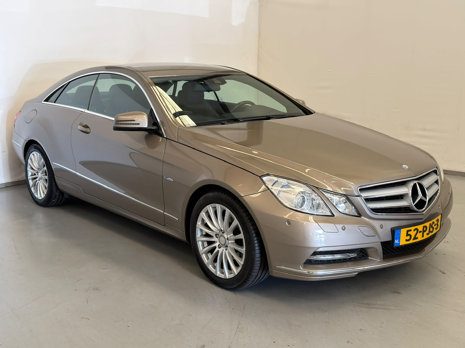 Foto van Mercedes-Benz E 220 CDI