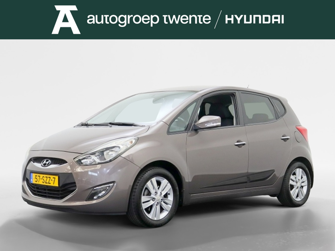 Hyundai Ix20 1.4i i-Vision | Trekhaak | Parrot 3200 LS | 2012 - voorkant