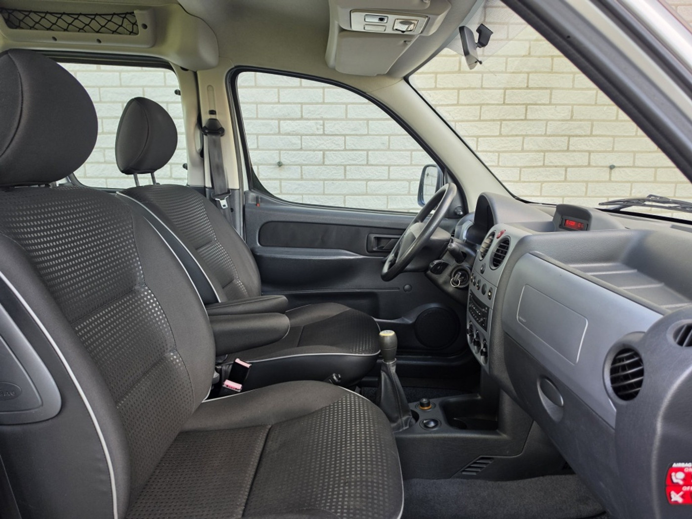 Foto van Peugeot Partner