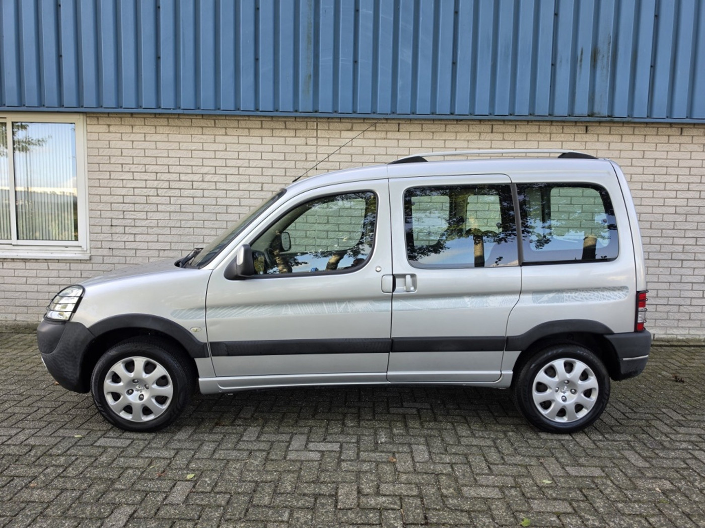 Foto van Peugeot Partner