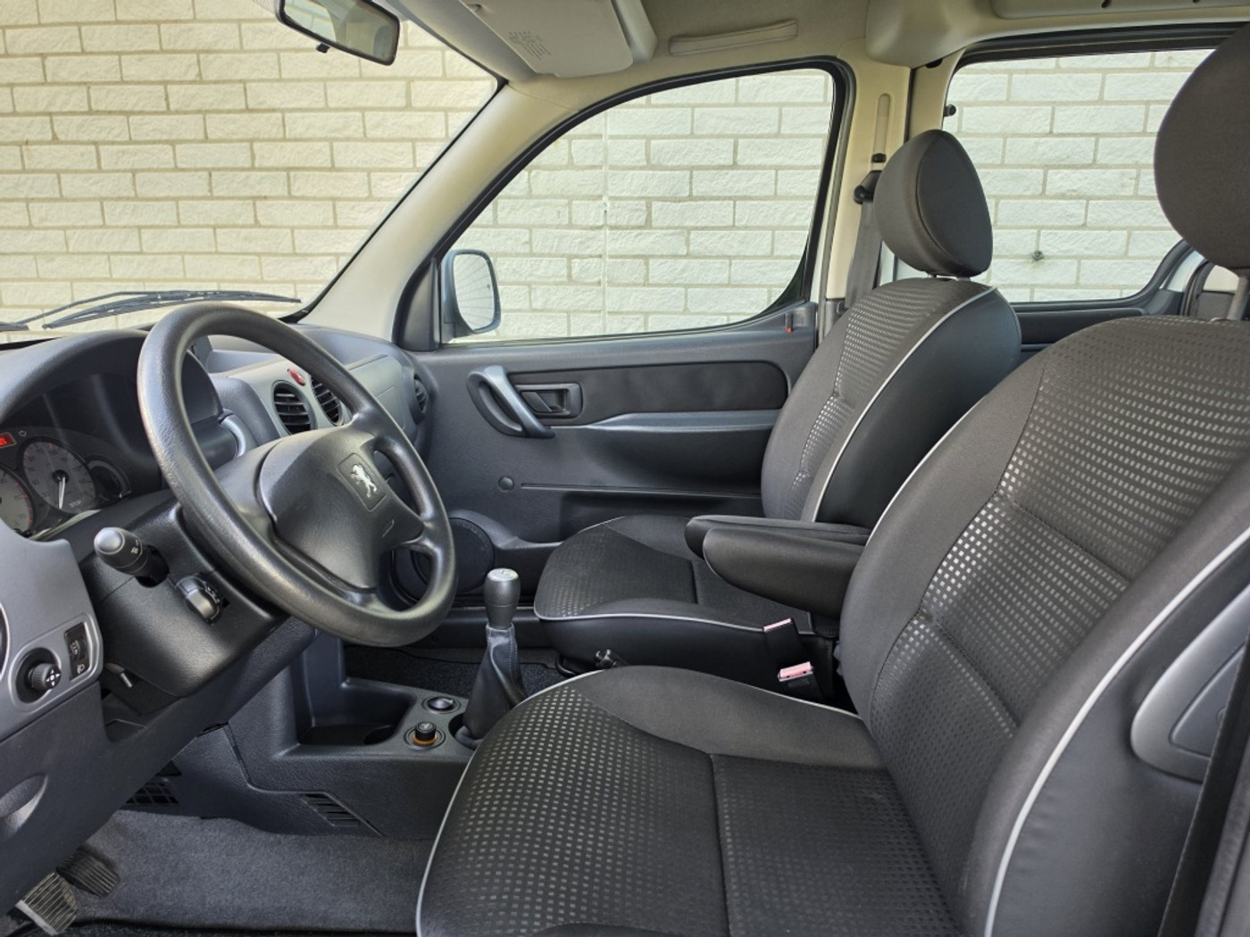 Foto van Peugeot Partner