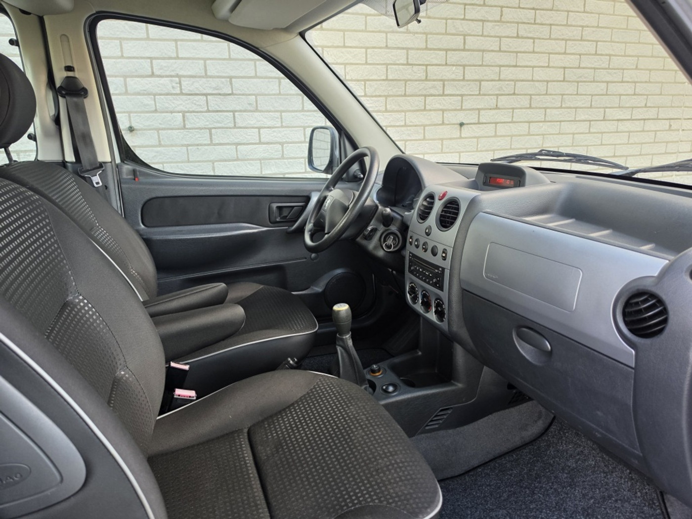 Foto van Peugeot Partner