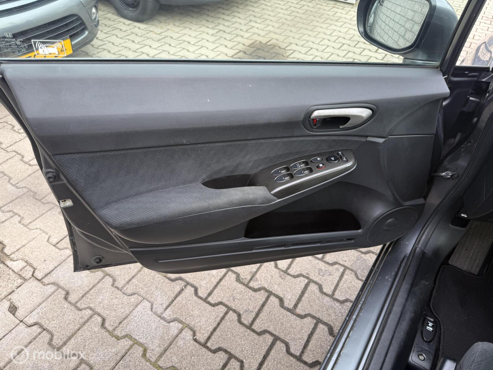 Foto van Honda Civic 4dr Hybrid
