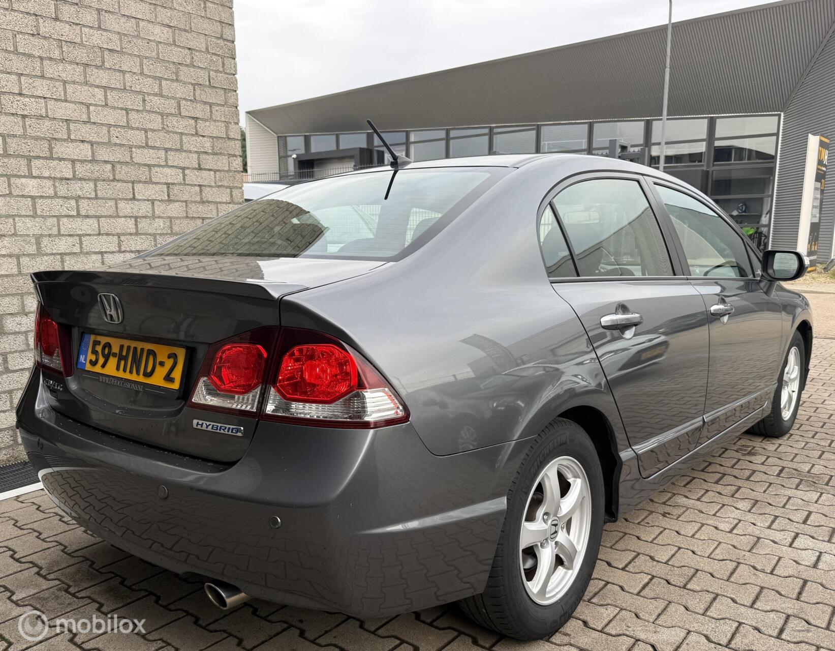 Foto van Honda Civic 4dr Hybrid