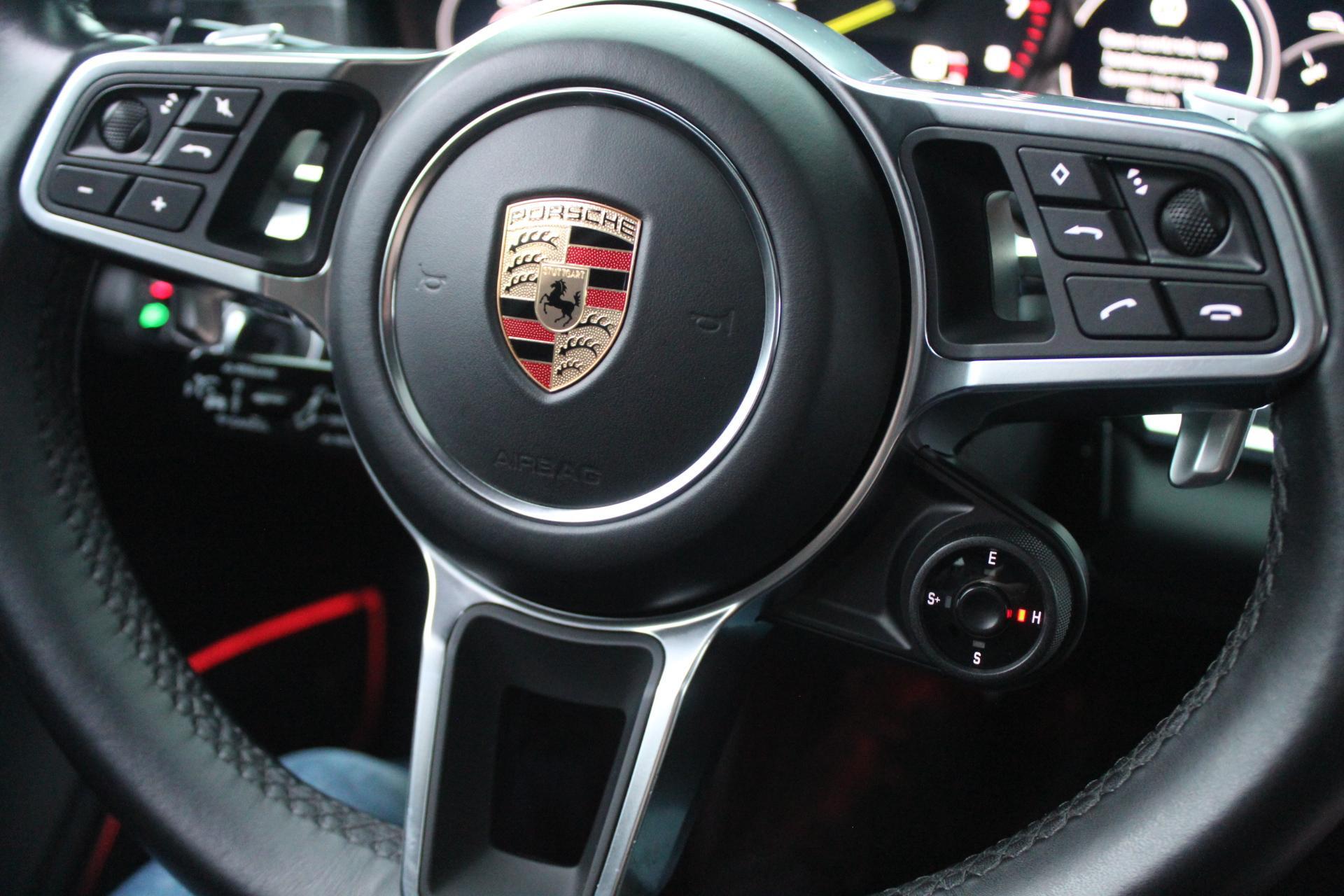 Foto van Porsche Panamera 4 E-hybrid