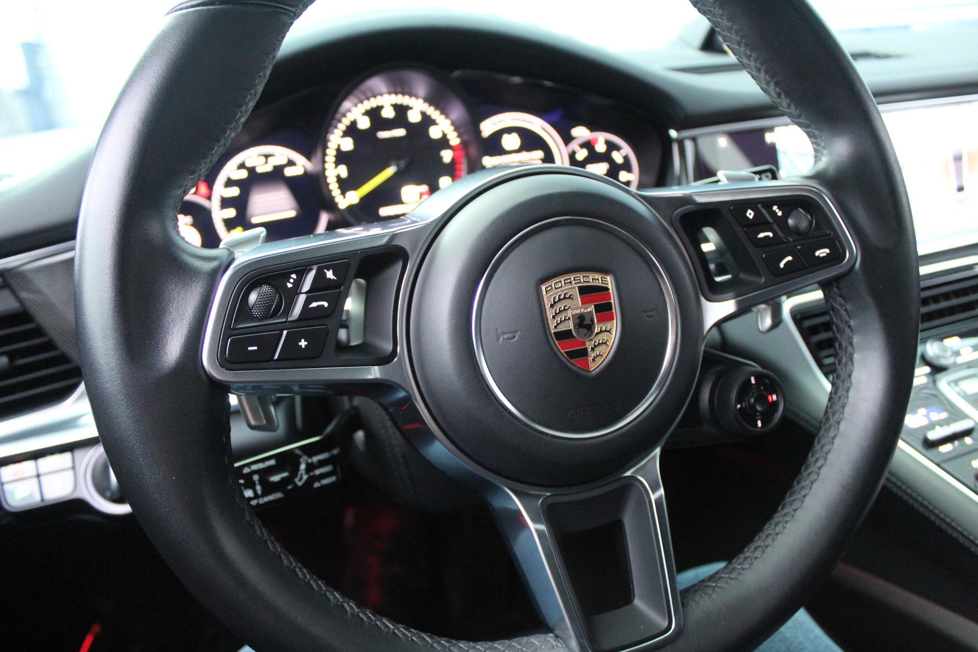 Foto van Porsche Panamera 4 E-hybrid