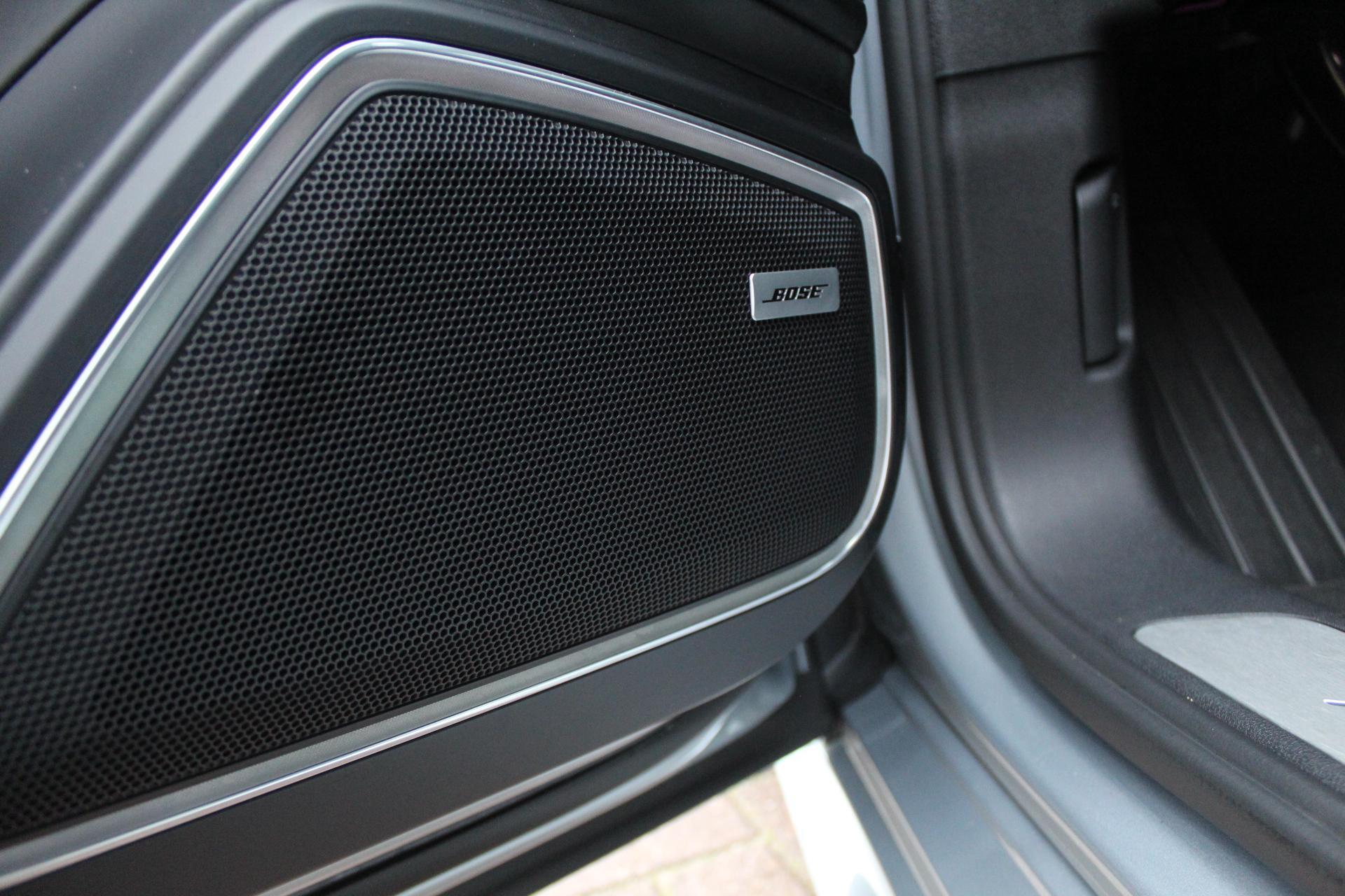Foto van Porsche Panamera 4 E-hybrid