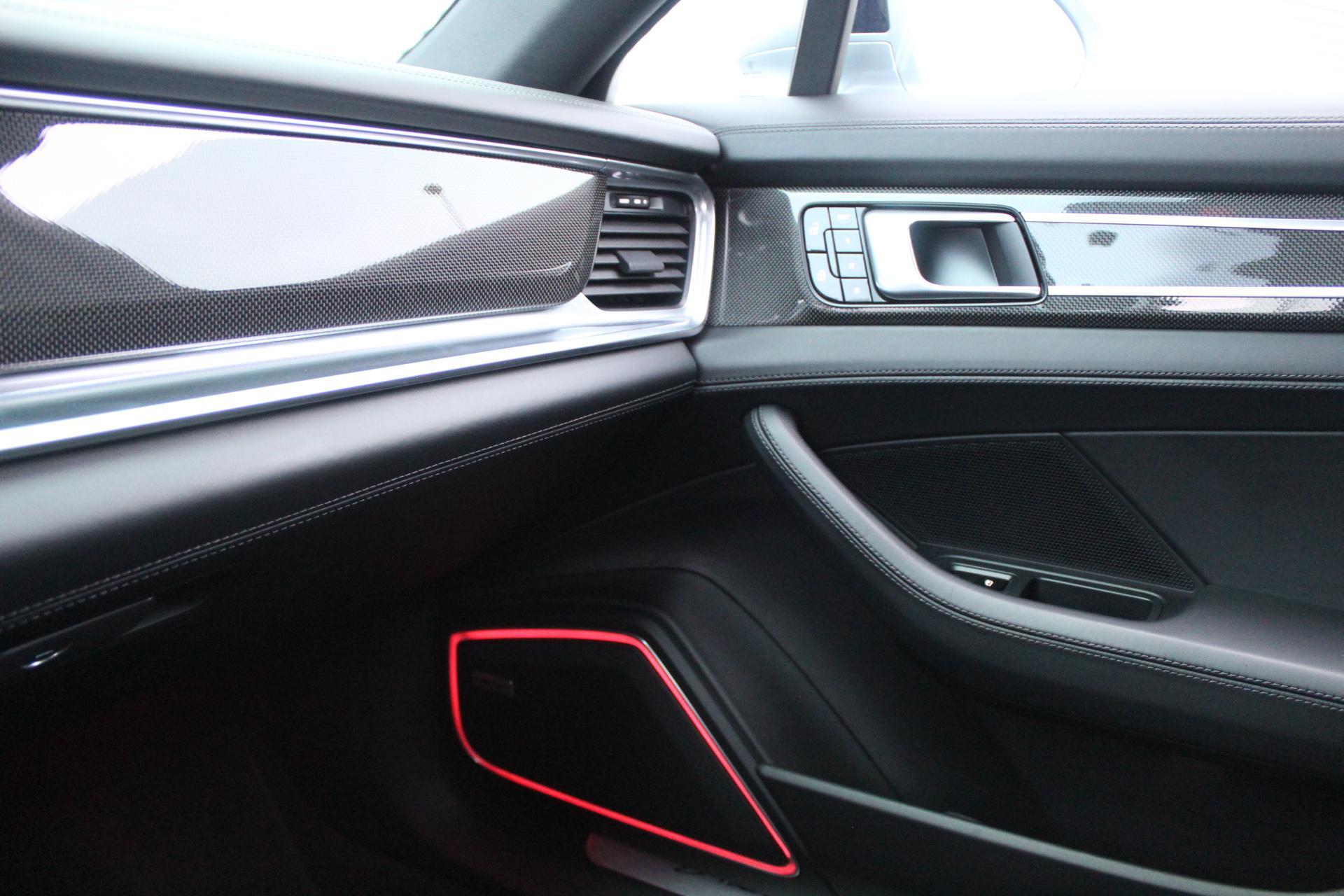 Foto van Porsche Panamera 4 E-hybrid