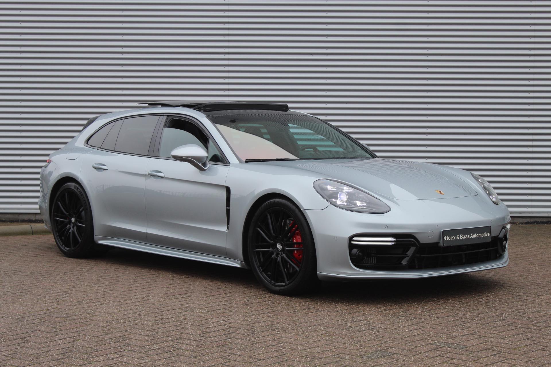 Foto van Porsche Panamera 4 E-hybrid