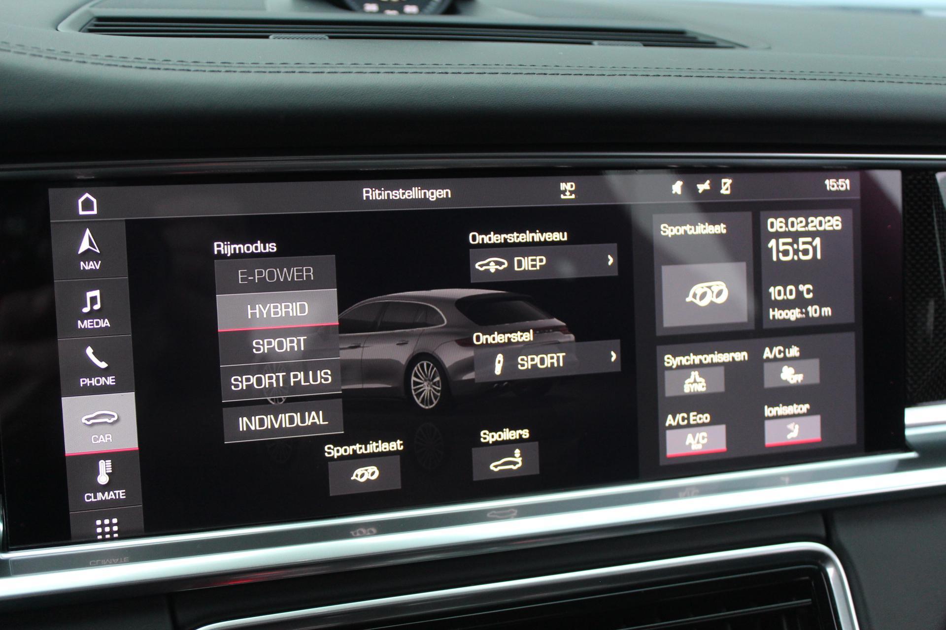 Foto van Porsche Panamera 4 E-hybrid