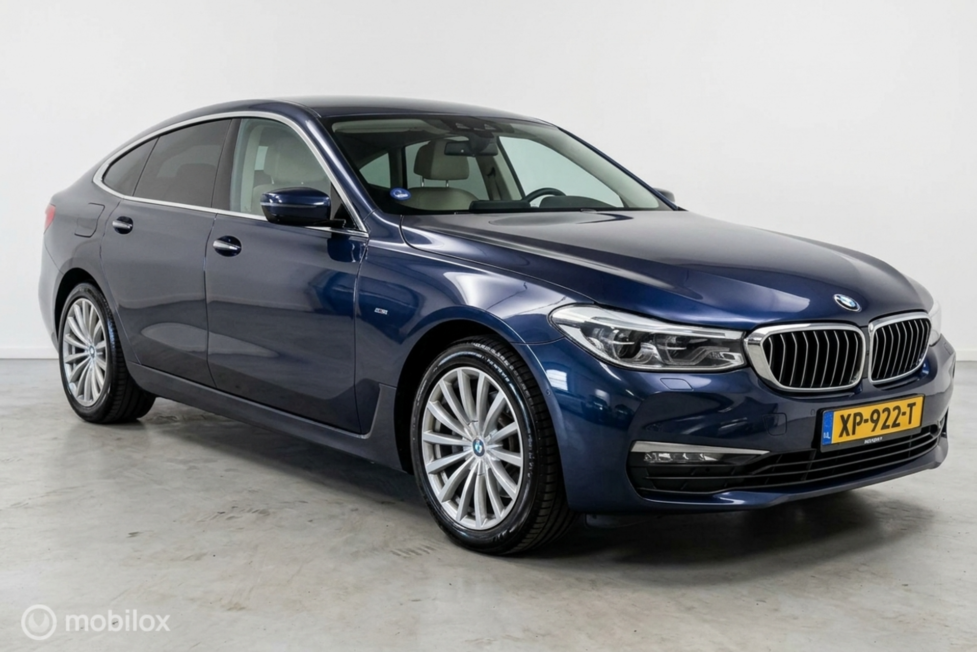 BMW 630i 630i High Executive 2018 - voorkant