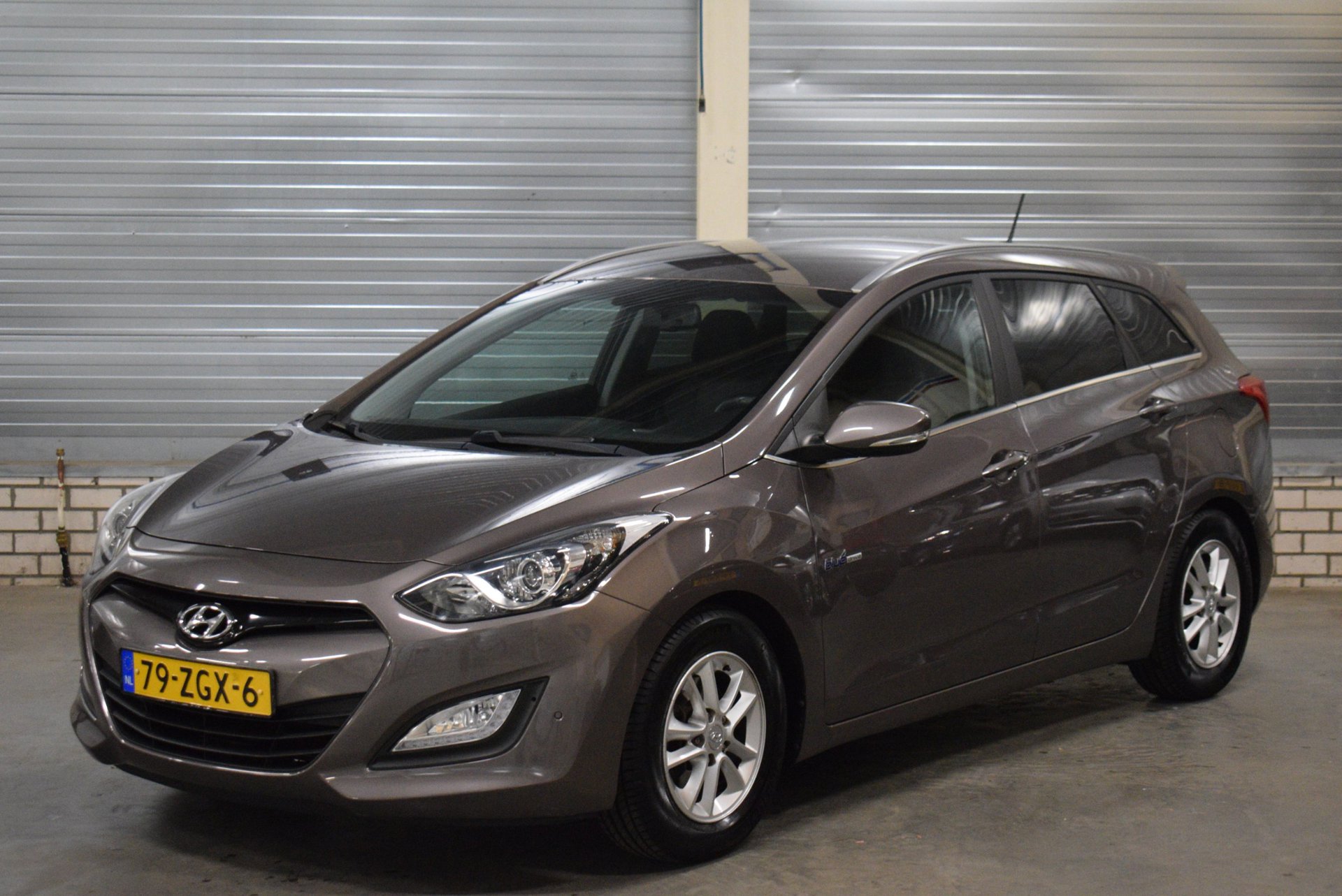 Hyundai I 30 1.6 GDI i-Vision 1e Eigenaar + Navigatie|Bluetooth|Camera|Parkeersensoren|Trekhaak| 2012 - voorkant