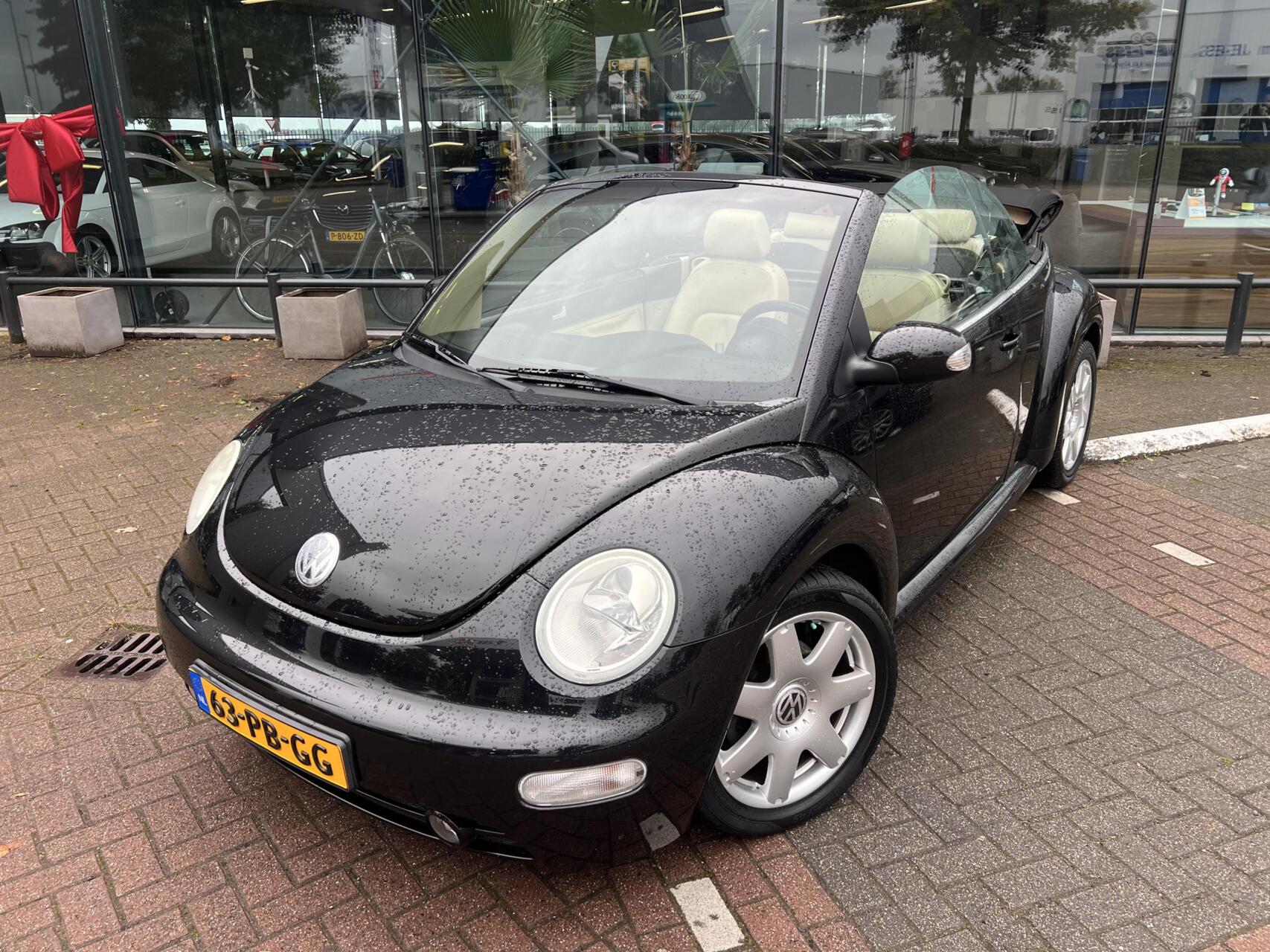 Foto van Volkswagen New Beetle Cabriolet