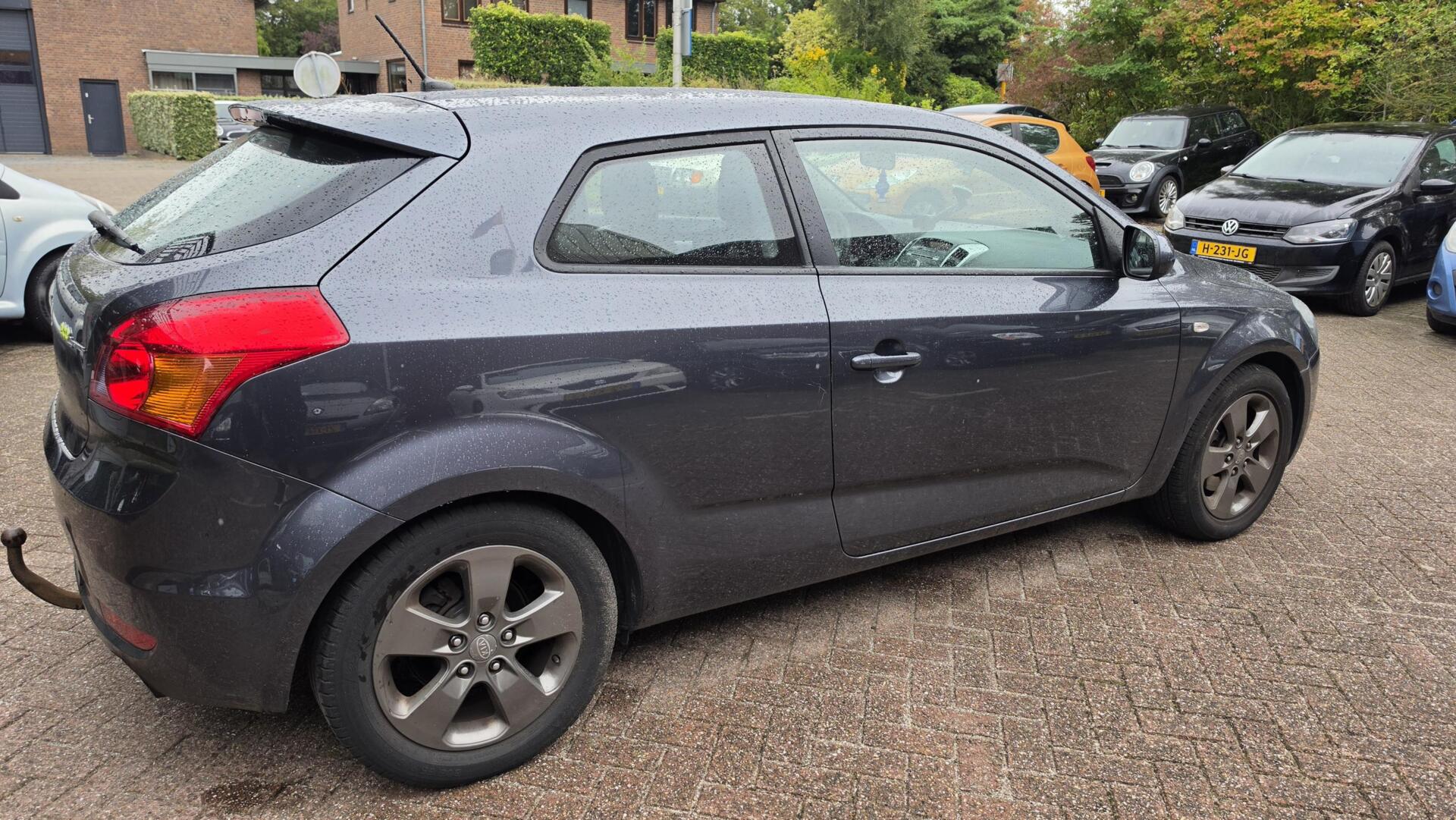 Foto van Kia Cee D