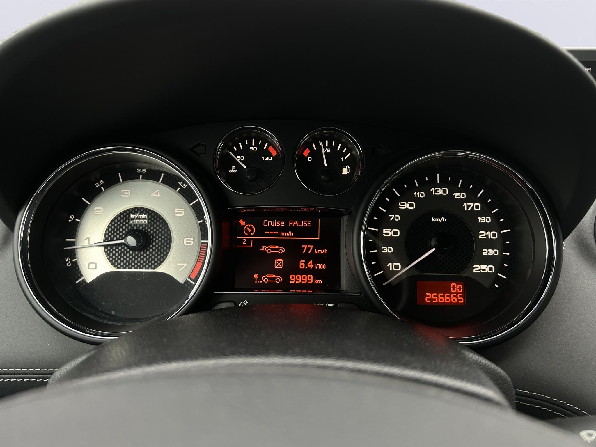 Foto van Peugeot RCZ