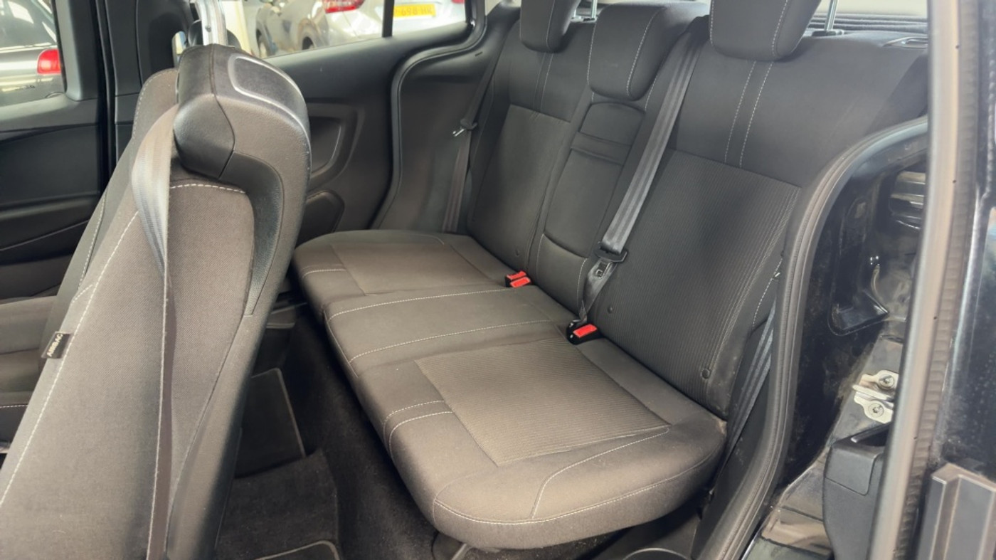 Foto van Ford B-max