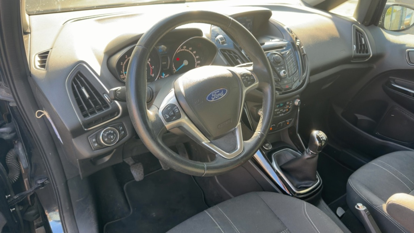 Foto van Ford B-max