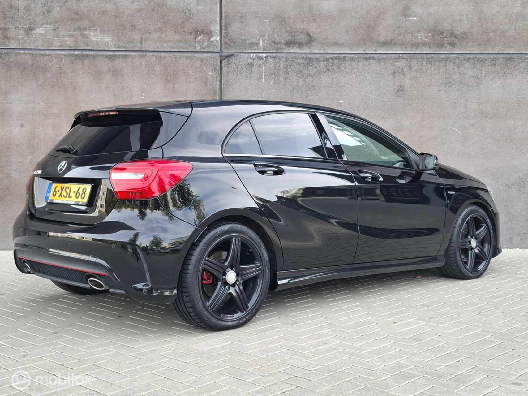 Foto van Mercedes-Benz A 250