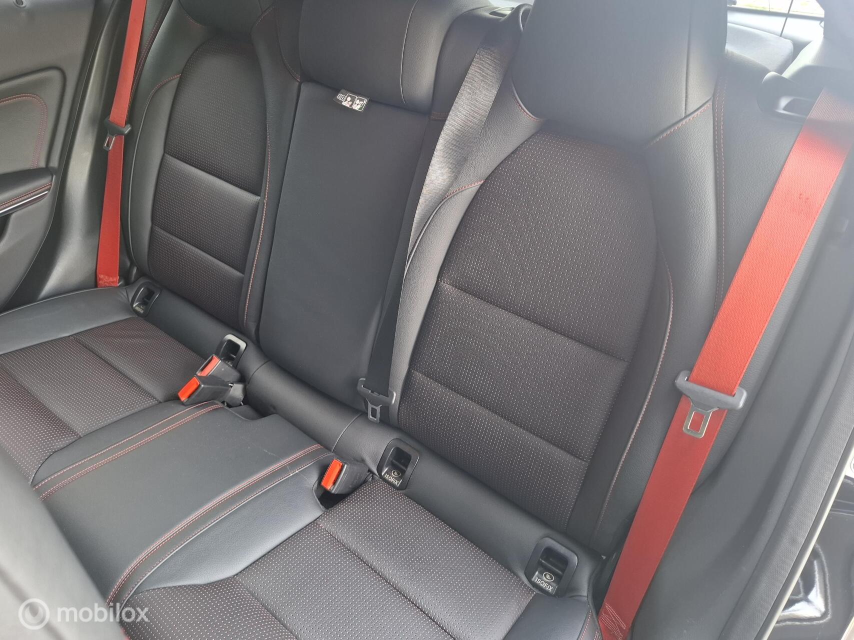 Foto van Mercedes-Benz A 250