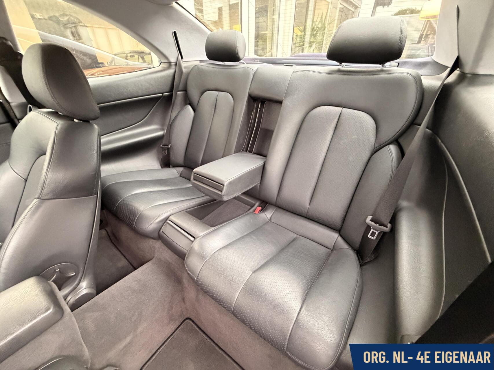 Foto van Mercedes-Benz CLK 200 Kompressor
