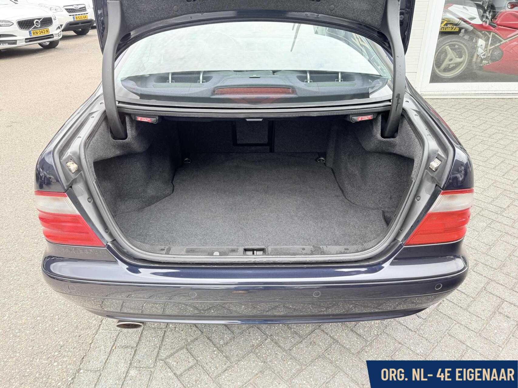 Foto van Mercedes-Benz CLK 200 Kompressor
