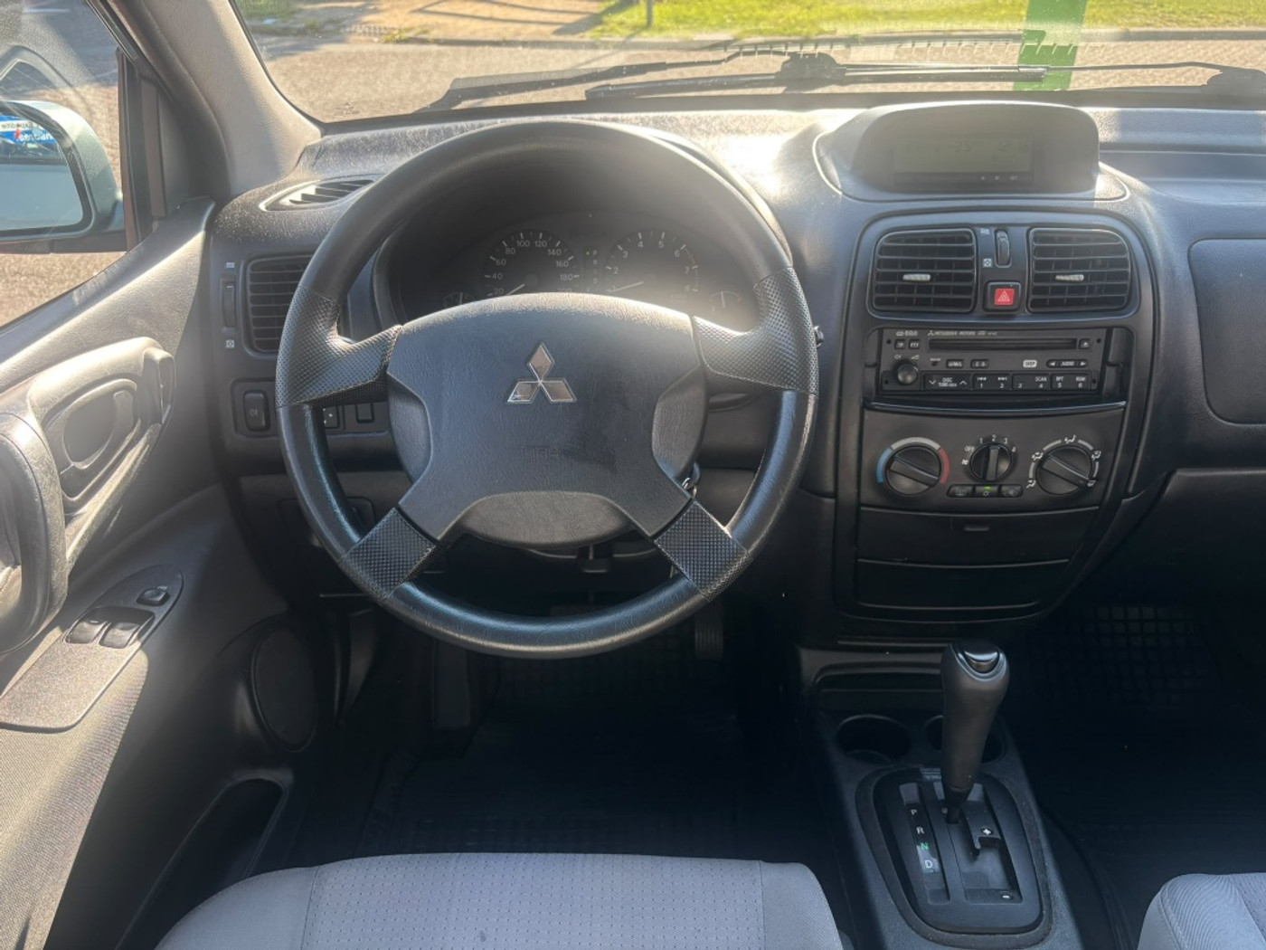 Foto van Mitsubishi Space Star
