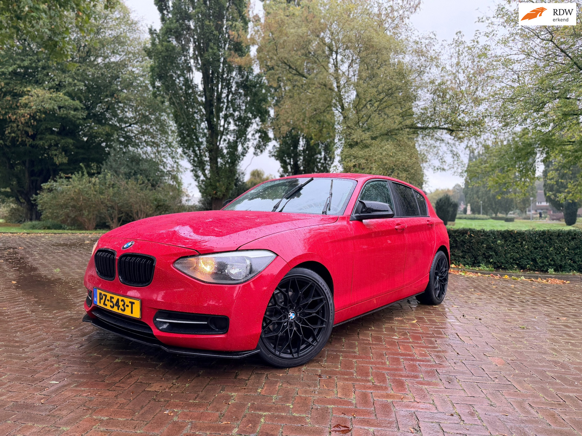 BMW 116i 116i Limited M-Sport | Automaat | PDC | Luxe! 2012 - voorkant