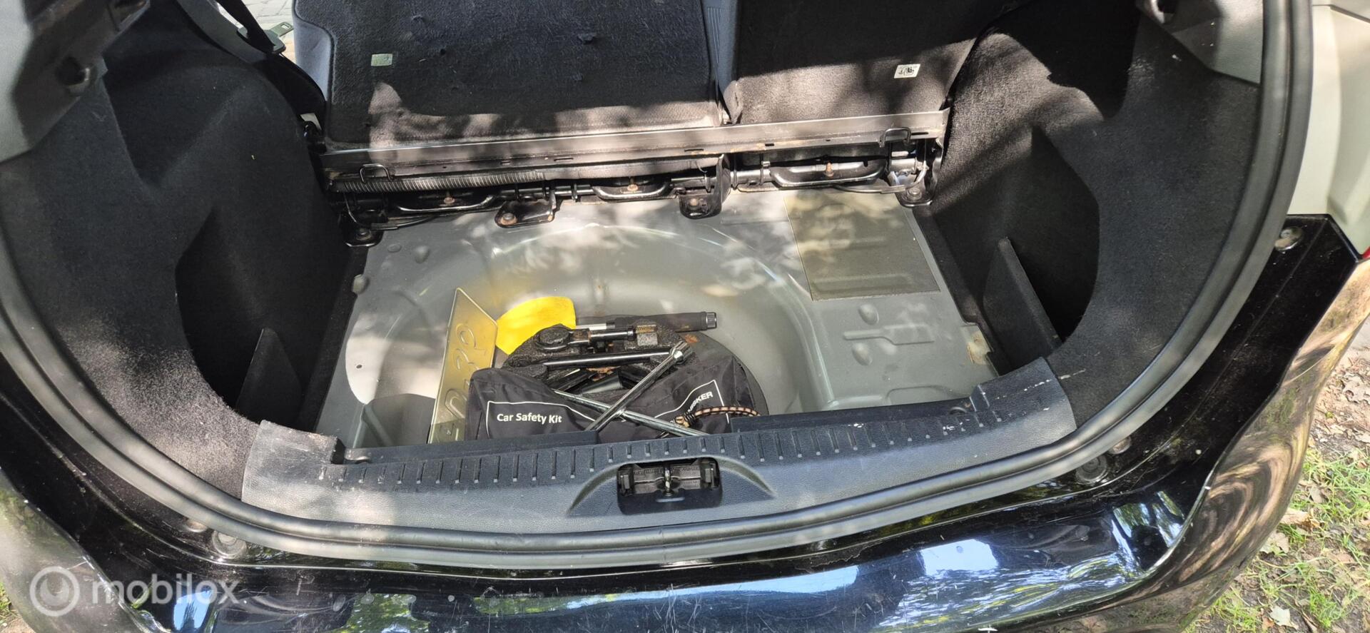 Foto van Ford B-max