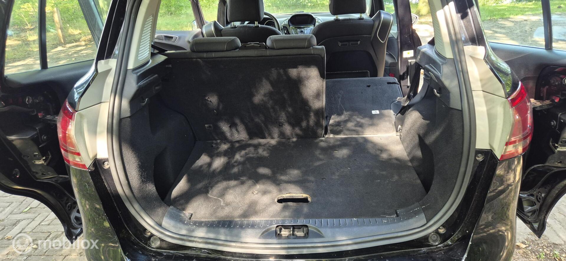 Foto van Ford B-max