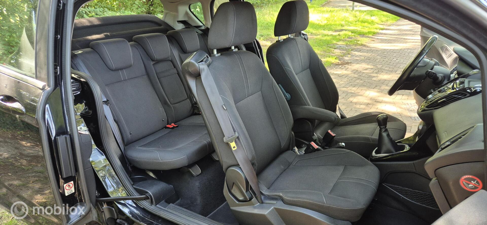 Foto van Ford B-max