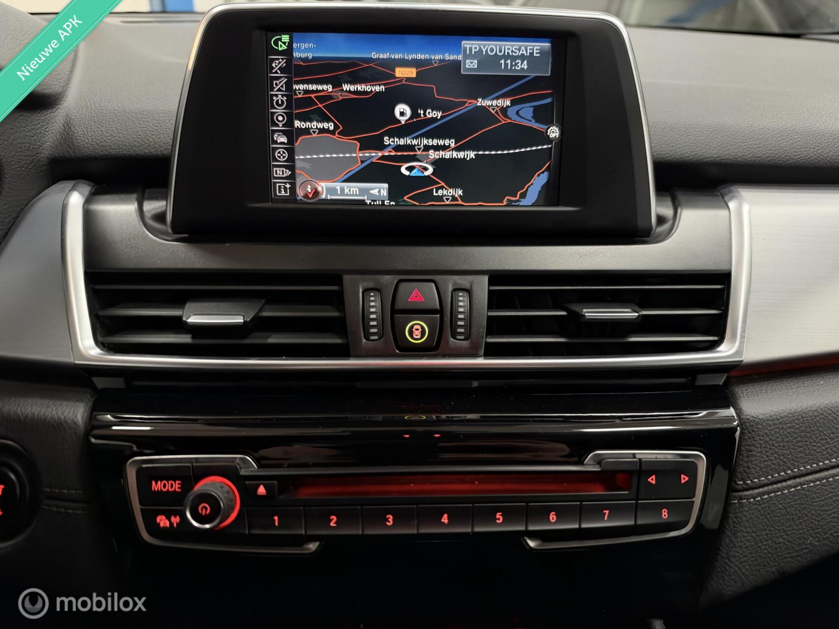 Foto van BMW 218i Active Tourer
