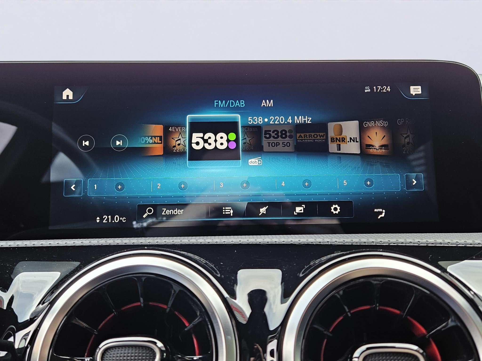 Foto van Mercedes-Benz AMG A 35