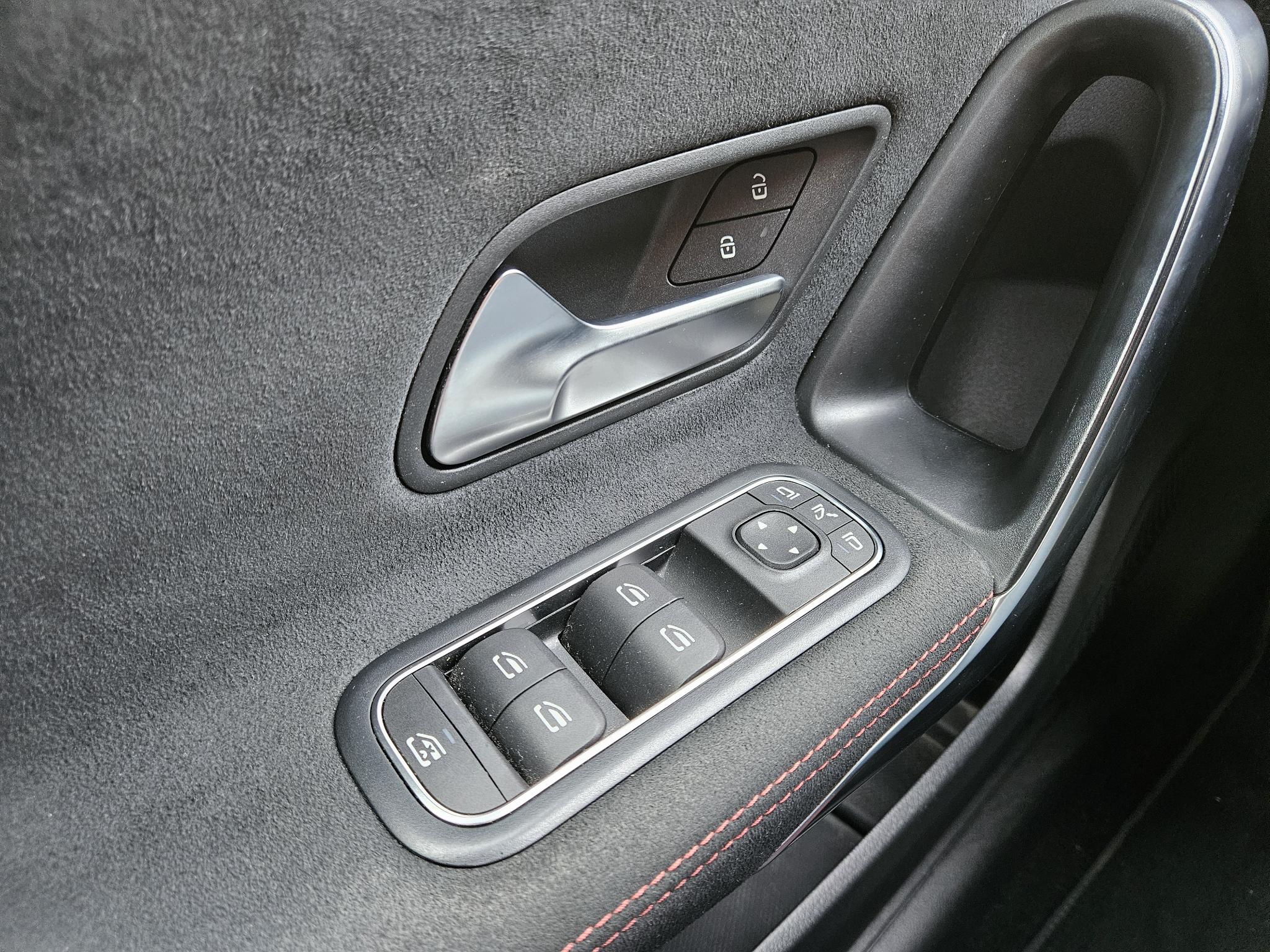 Foto van Mercedes-Benz AMG A 35