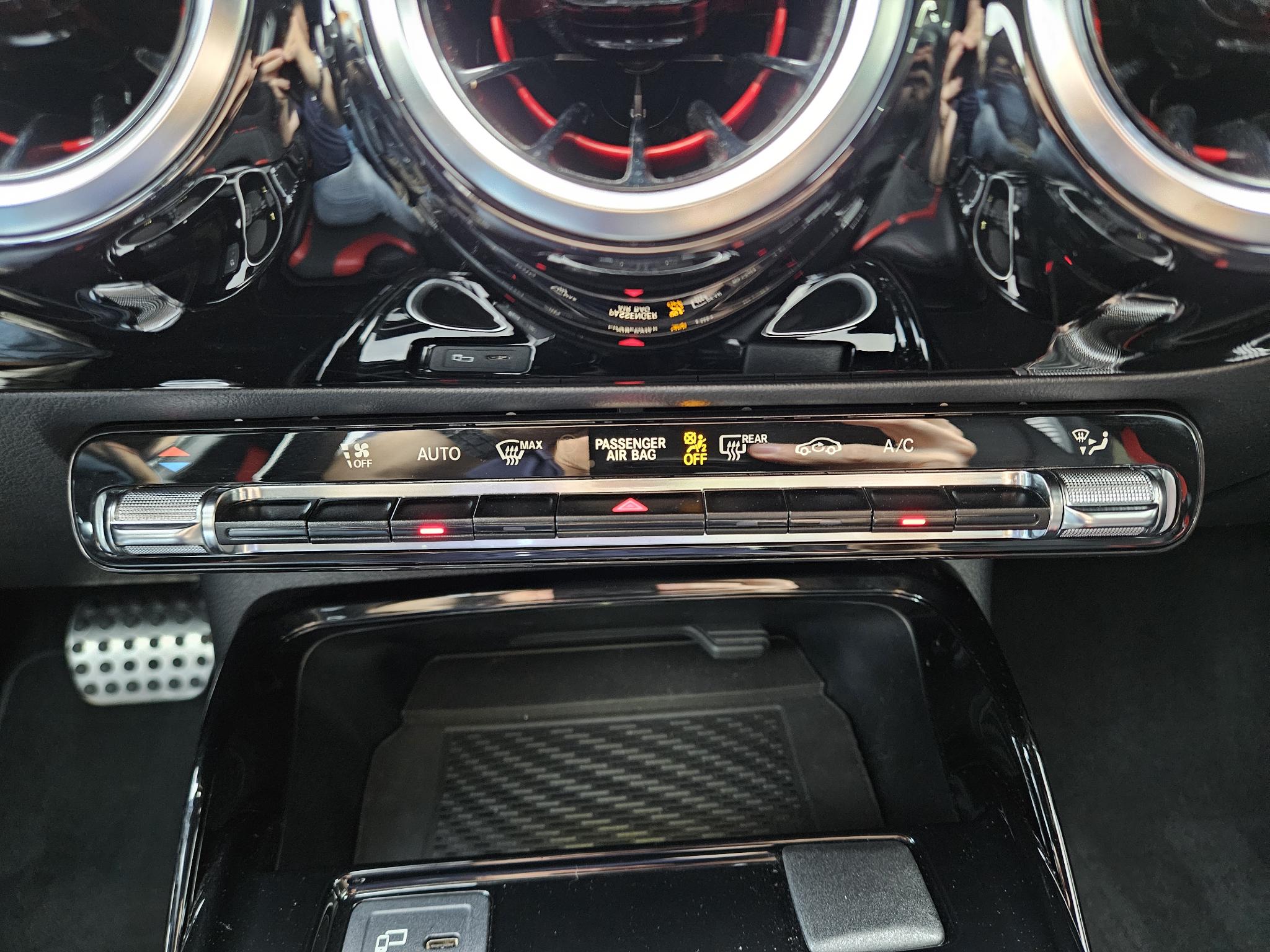 Foto van Mercedes-Benz AMG A 35