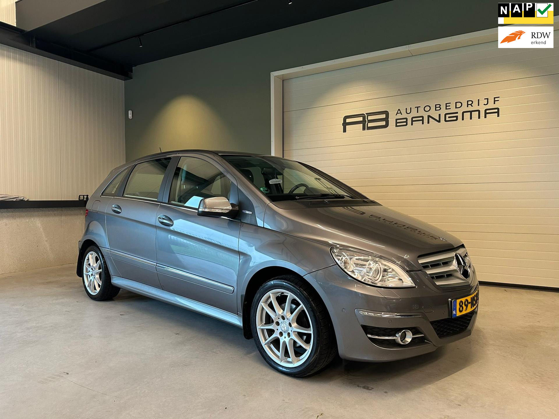 Mercedes-Benz B-klasse 180 BlueEFFICIENCY Business CLass 2010 - voorkant