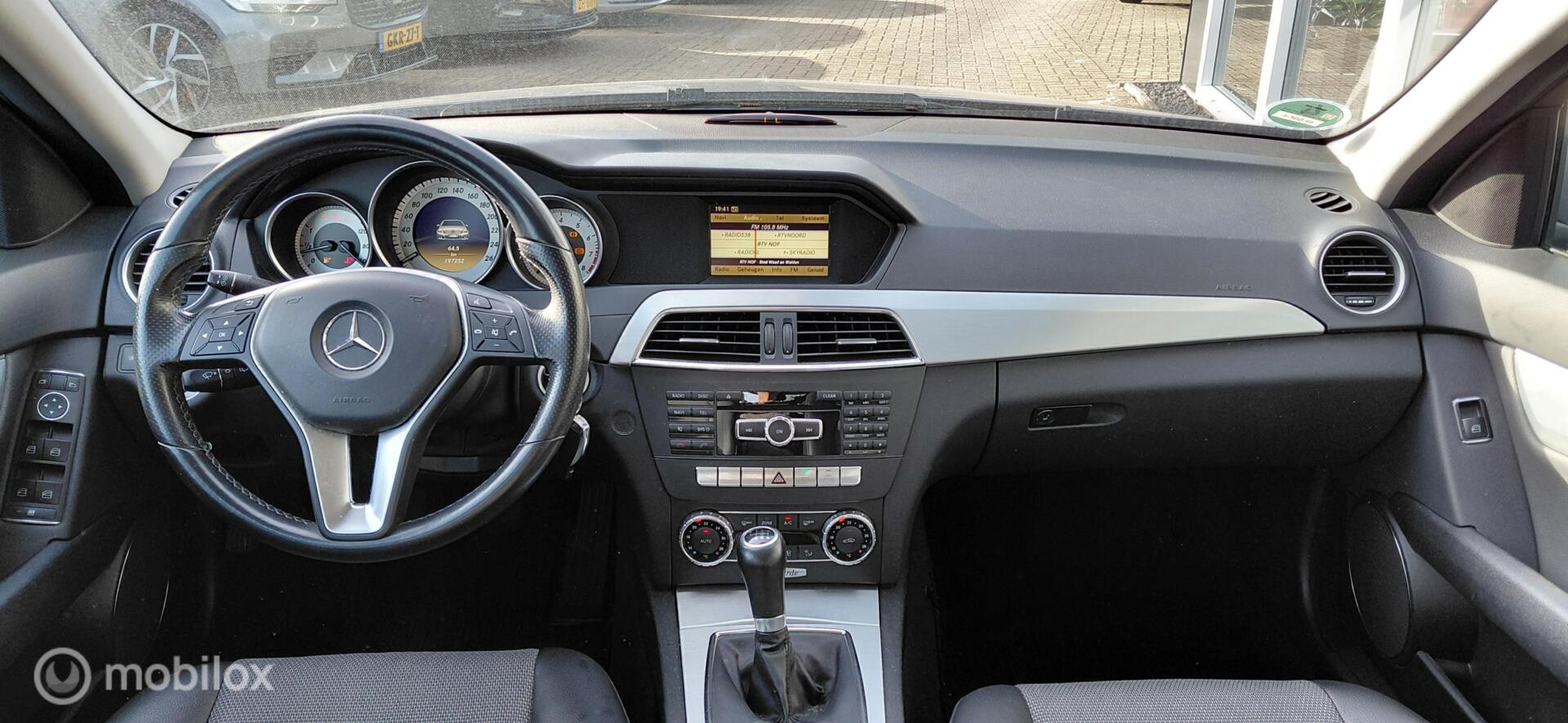 Foto van Mercedes-Benz C 180