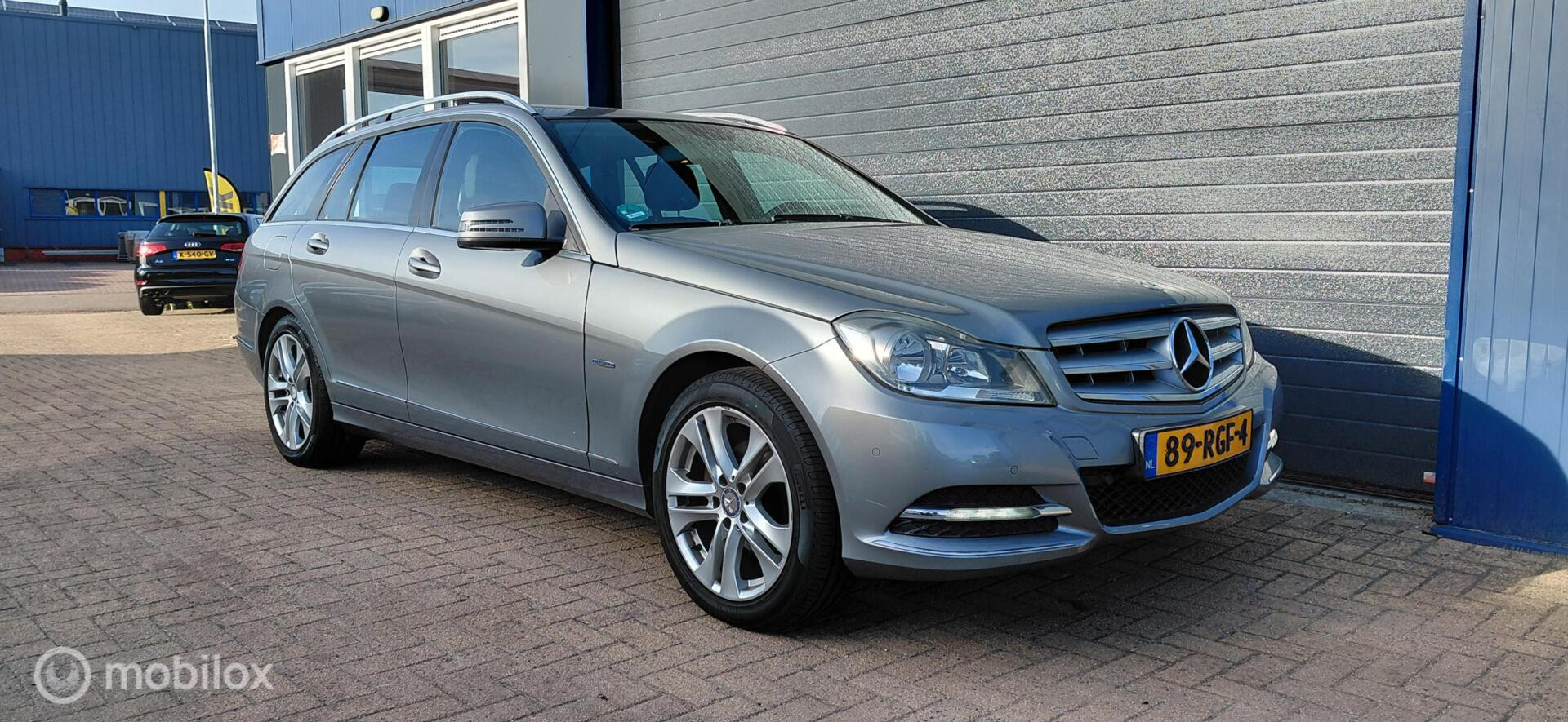 Foto van Mercedes-Benz C 180