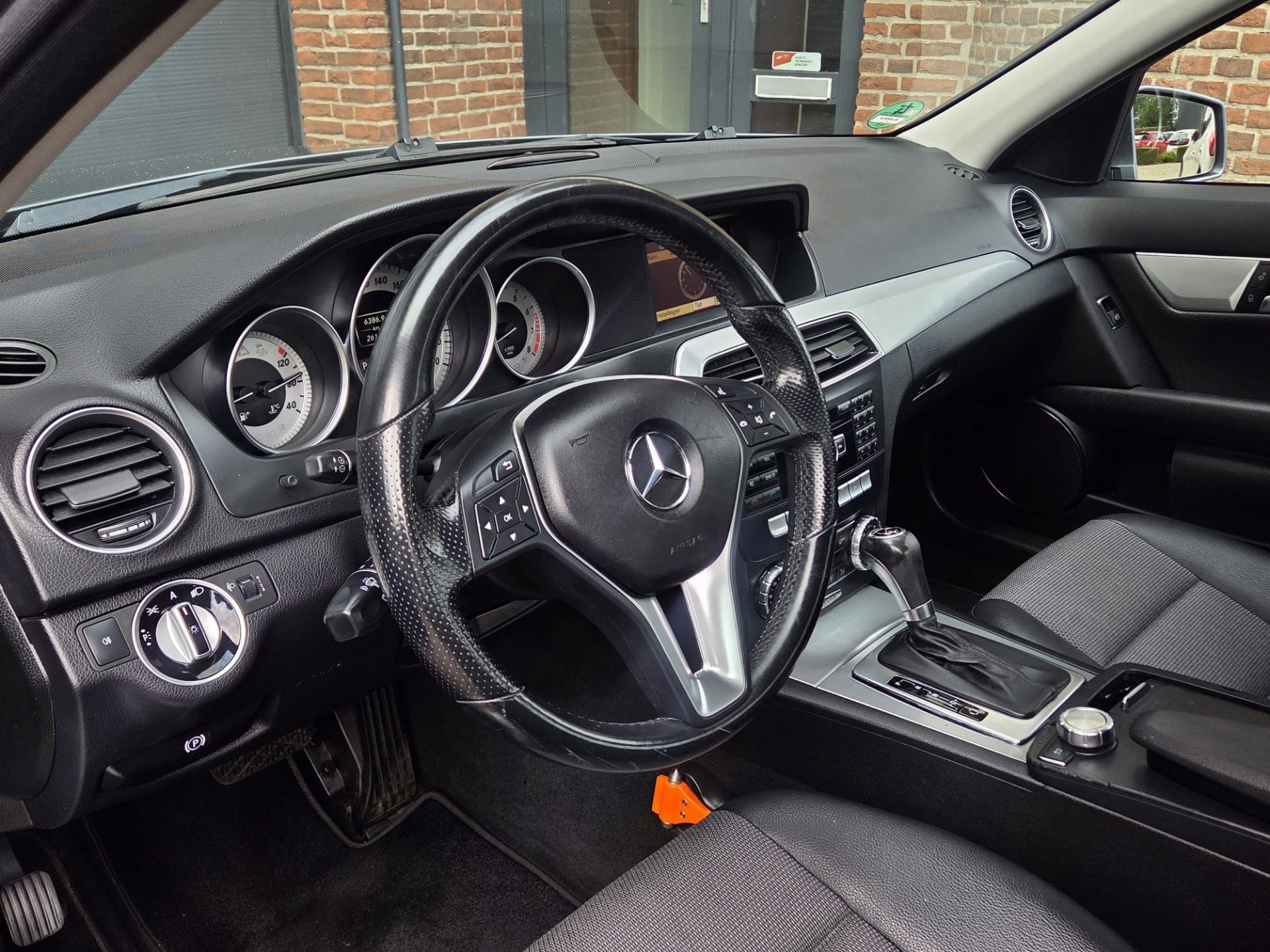 Foto van Mercedes-Benz C 180
